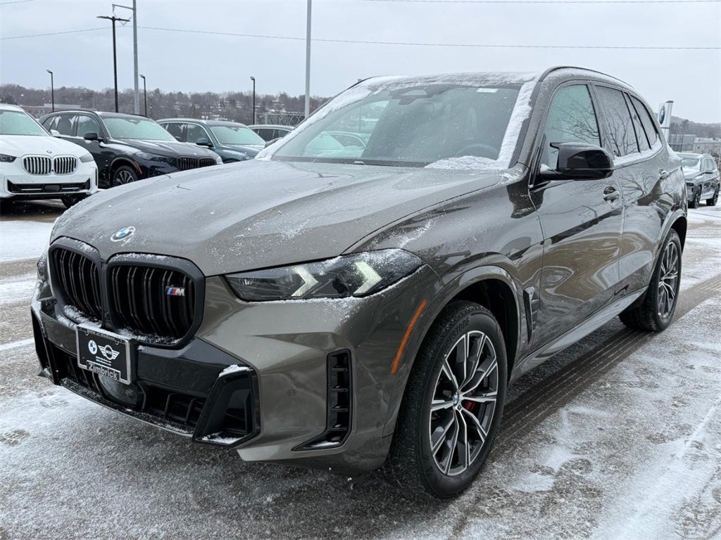 2025 BMW X5 M60i