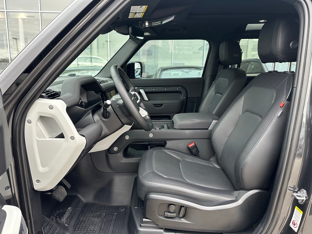 2023 Land Rover Defender 90 X-Dynamic SE