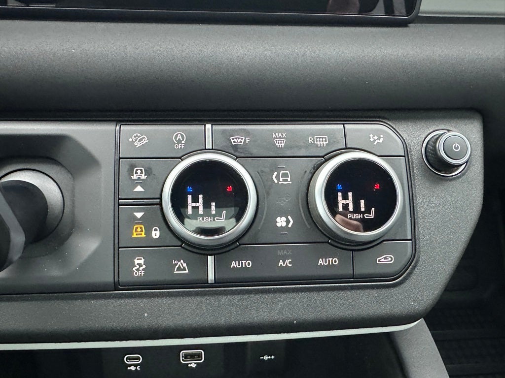 2023 Land Rover Defender 90 X-Dynamic SE