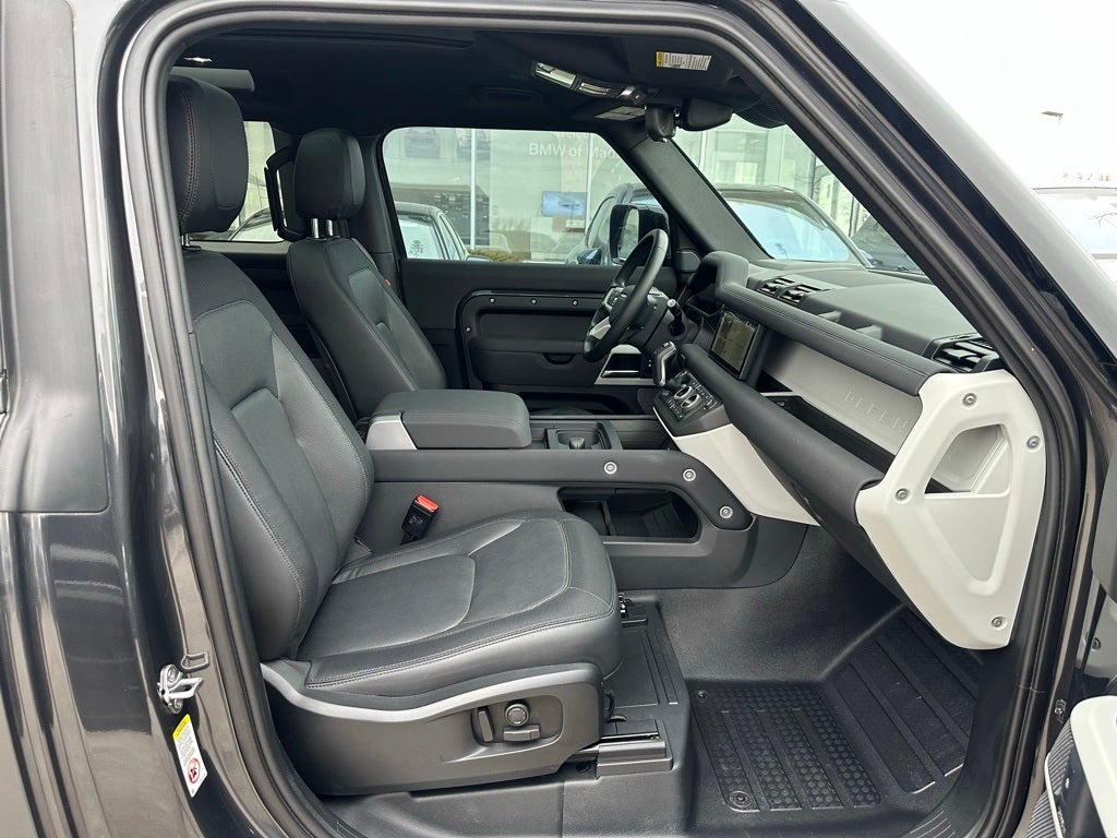 2023 Land Rover Defender 90 X-Dynamic SE