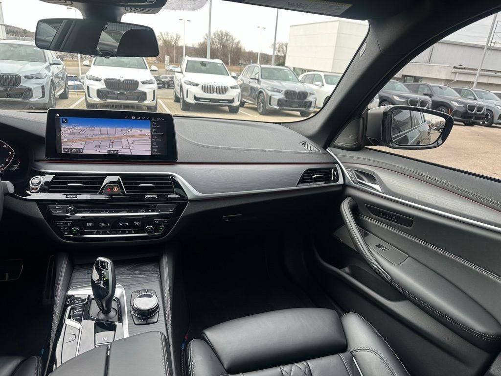 2023 BMW 5 Series M550i xDrive