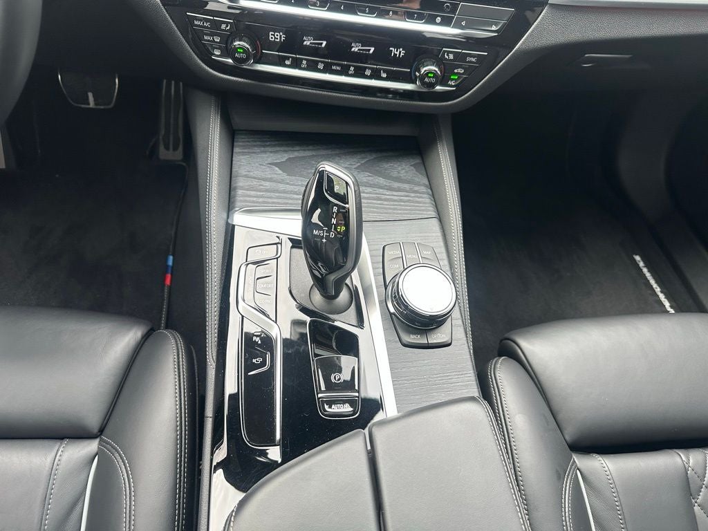 2023 BMW 5 Series M550i xDrive