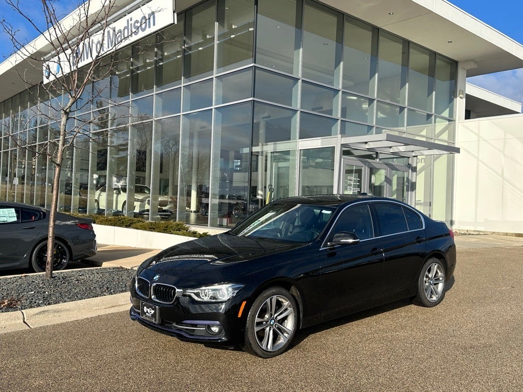 2018 BMW 3 Series 330i xDrive