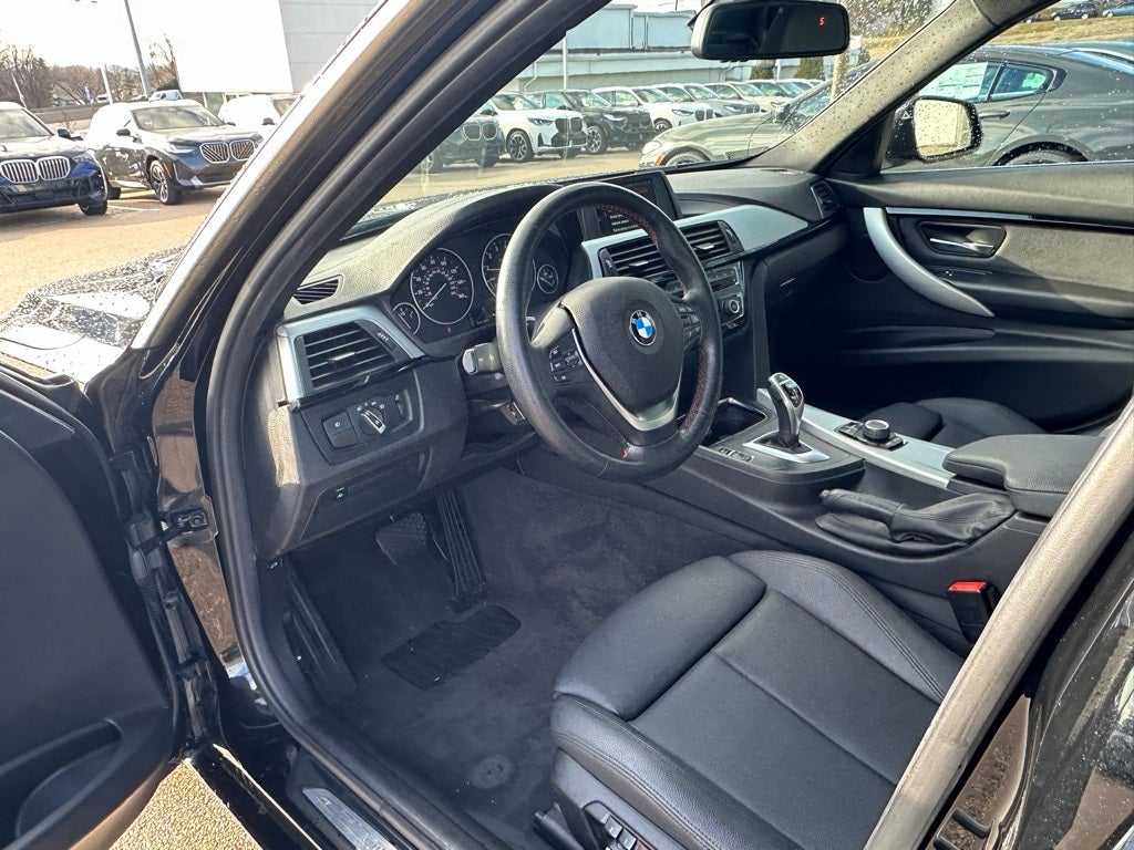 2018 BMW 3 Series 330i xDrive