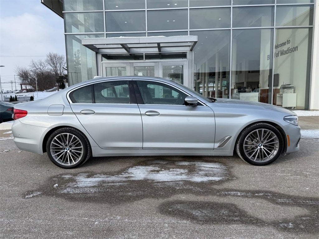 2019 BMW 5 Series 540i