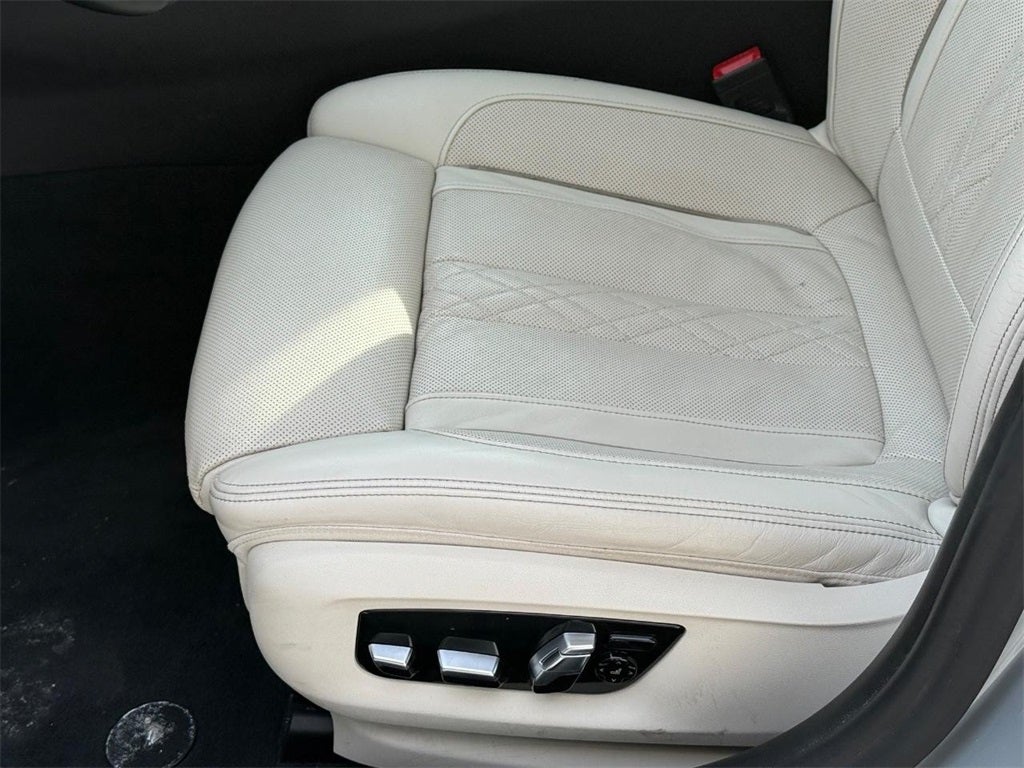 2019 BMW 5 Series 540i