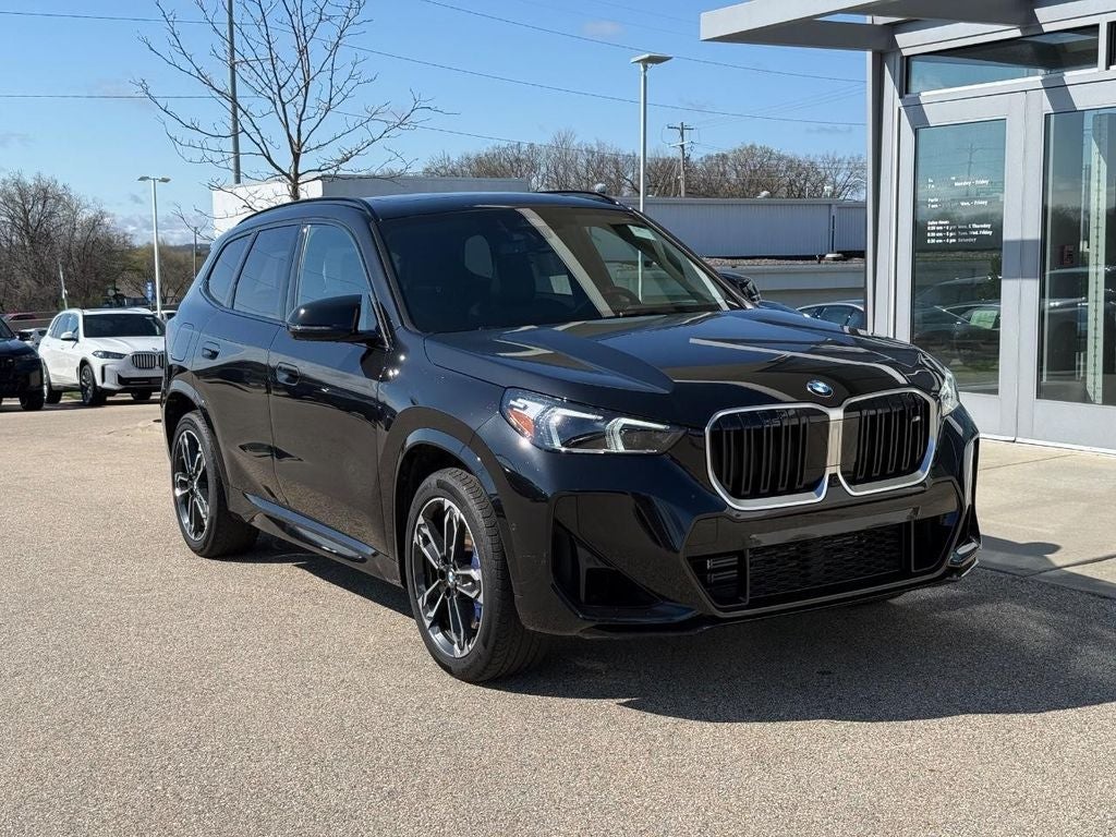 2025 BMW X1 M35i