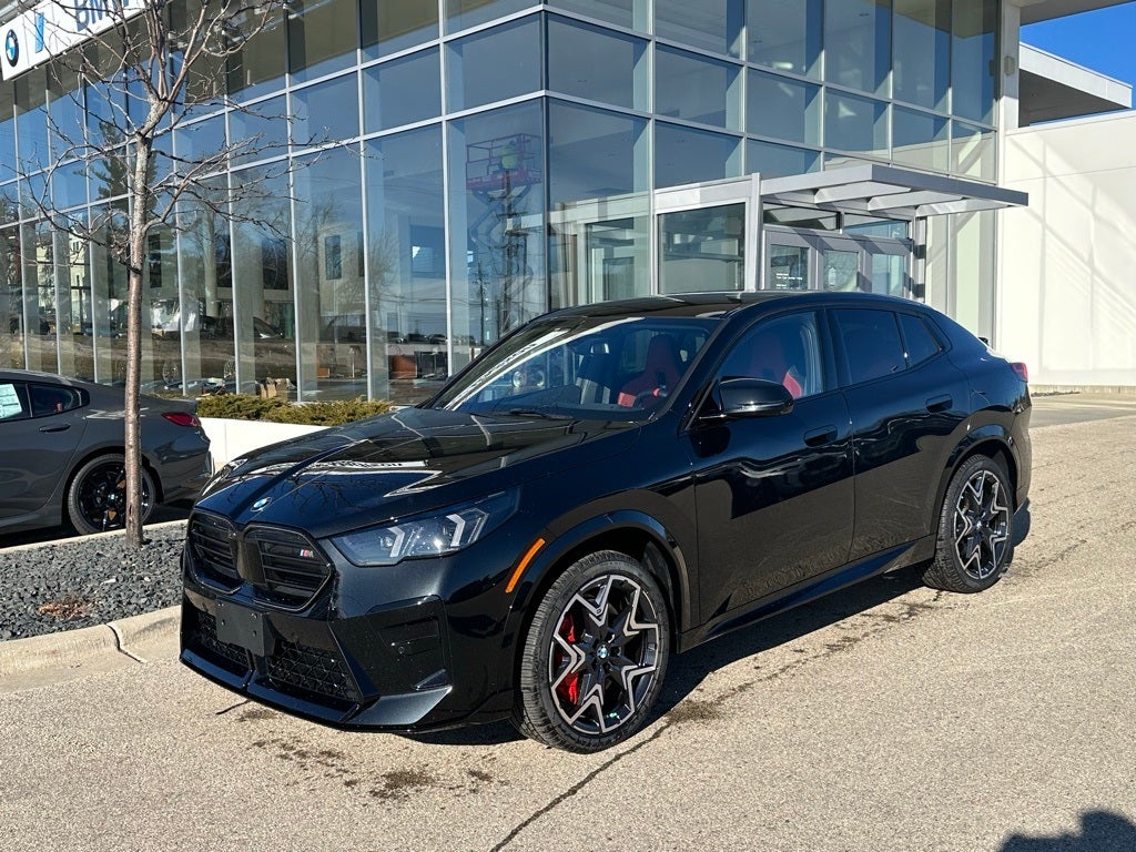 2025 BMW X2 M35i
