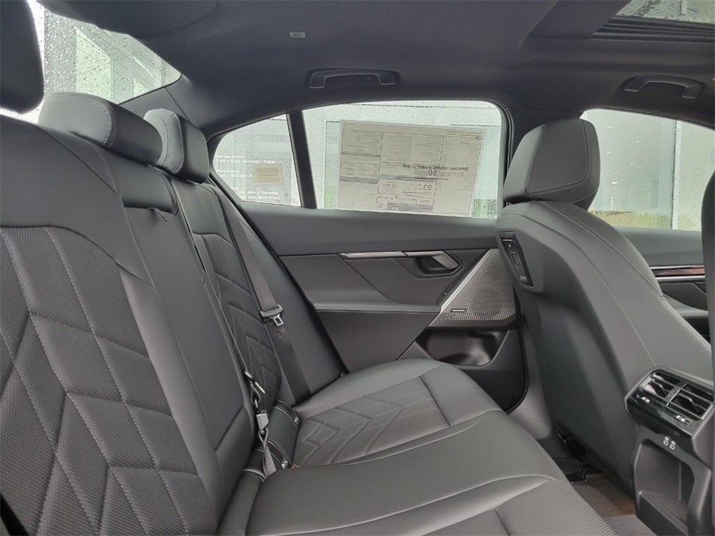 2025 BMW i5 xDrive40