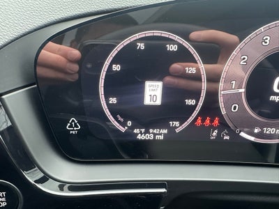 2025 Porsche Cayenne Coupe Base