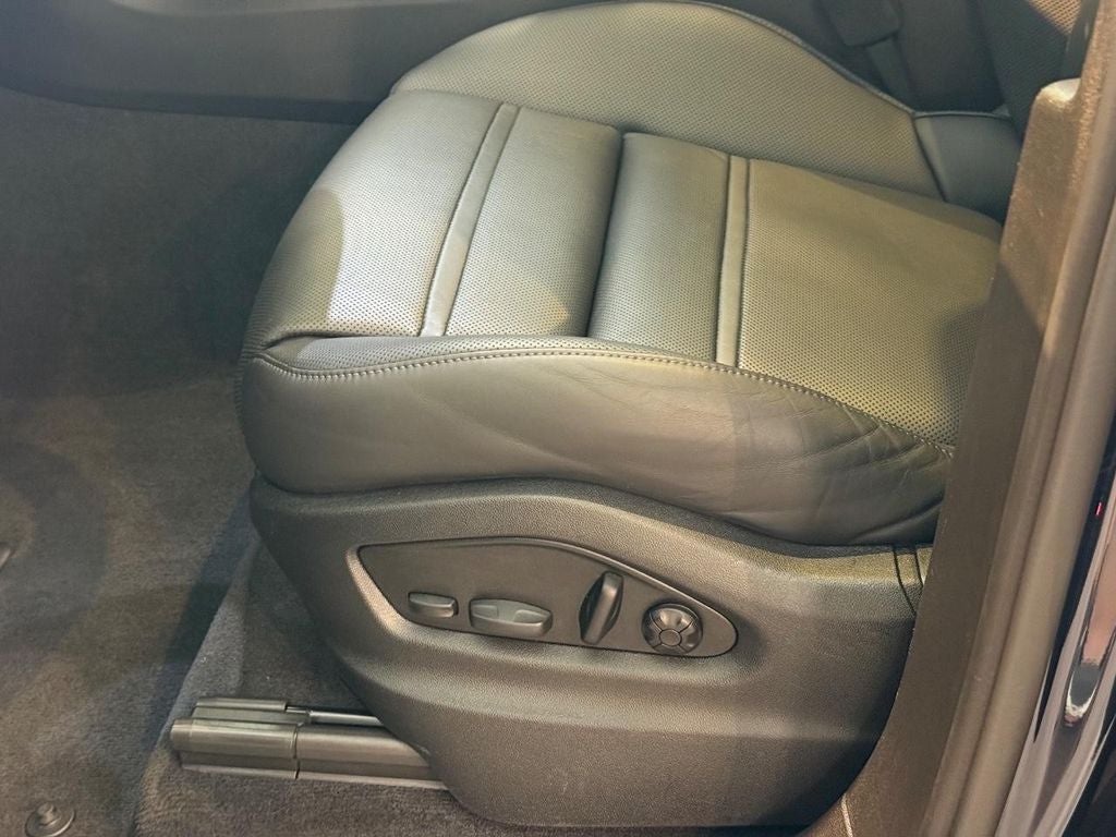 2024 Porsche Cayenne Coupe Base