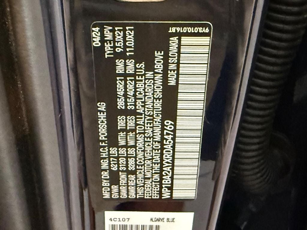 2024 Porsche Cayenne Coupe Base