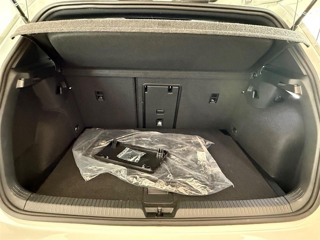 2025 Volkswagen Golf GTI Autobahn