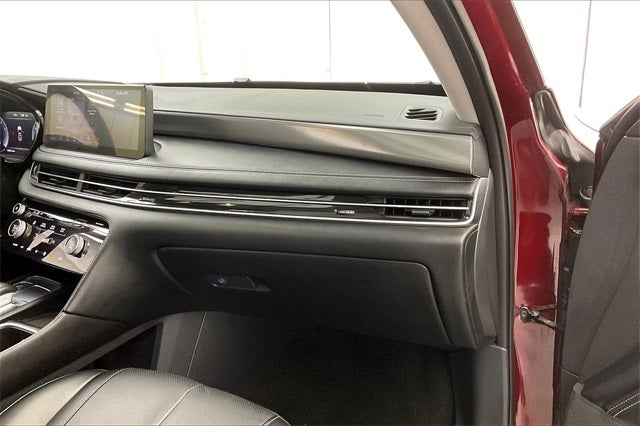 2025 INFINITI QX60 LUXE