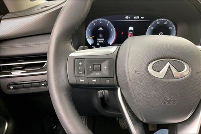 2025 INFINITI QX60 LUXE