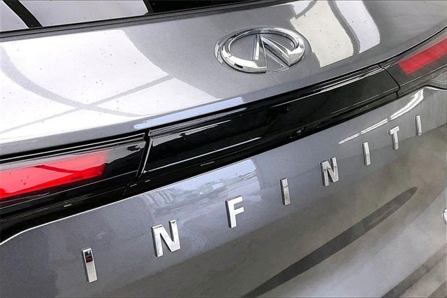 2025 INFINITI QX60 LUXE VISION PACKAGE