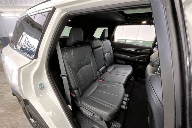 2025 INFINITI QX60 LUXE BLACK EDITION