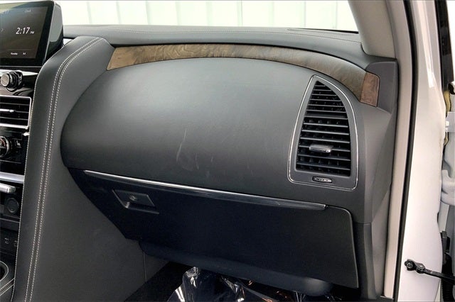 2023 INFINITI QX80 Premium Select