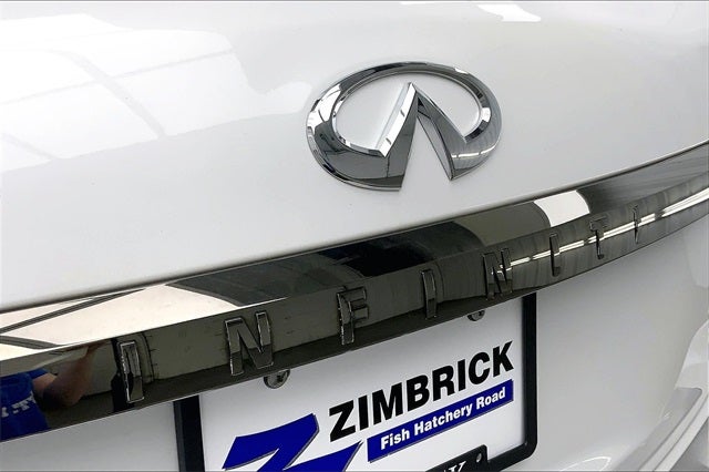 2023 INFINITI QX80 Premium Select