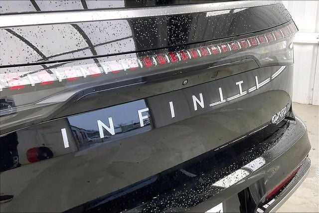 2025 INFINITI QX80 LUXE PROPILOT ASSIST 2.1