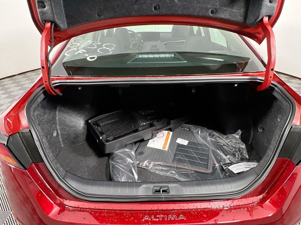 2025 Nissan Altima 2.5 SR