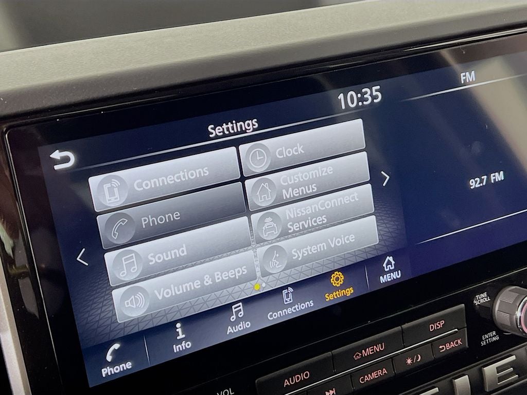 2026 Nissan Frontier SV