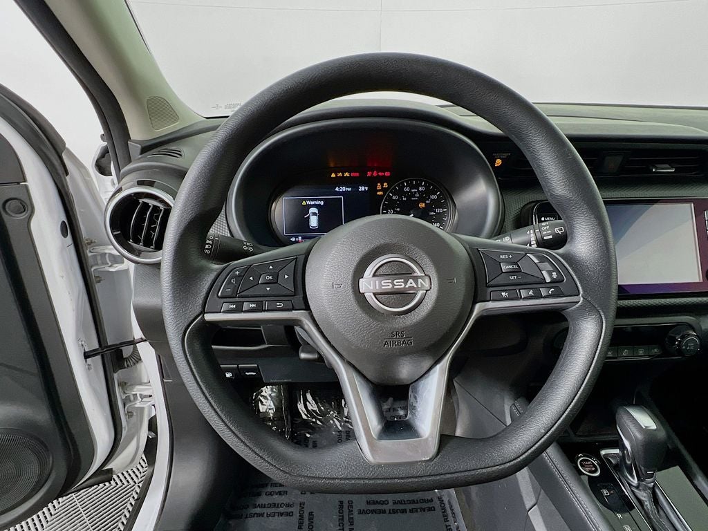 2022 Nissan Kicks SV