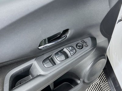 2022 Nissan Kicks SV