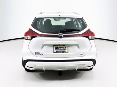 2022 Nissan Kicks SV