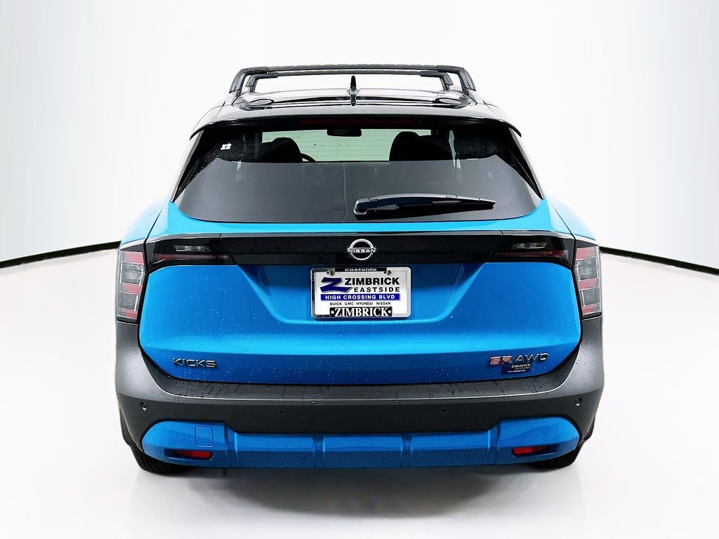 2026 Nissan Kicks SR