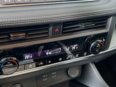 2026 Nissan Rogue SV