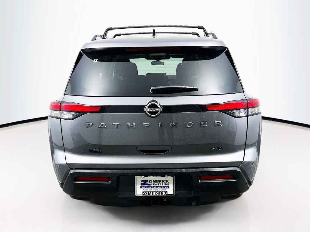 2026 Nissan Pathfinder SV