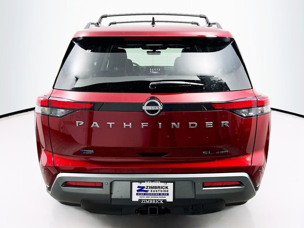 2026 Nissan Pathfinder SL
