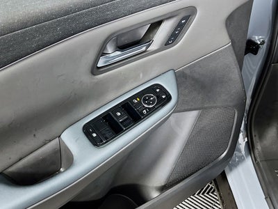 2026 Nissan Leaf PLATINUM+