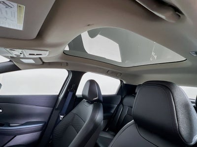 2026 Nissan Leaf PLATINUM+