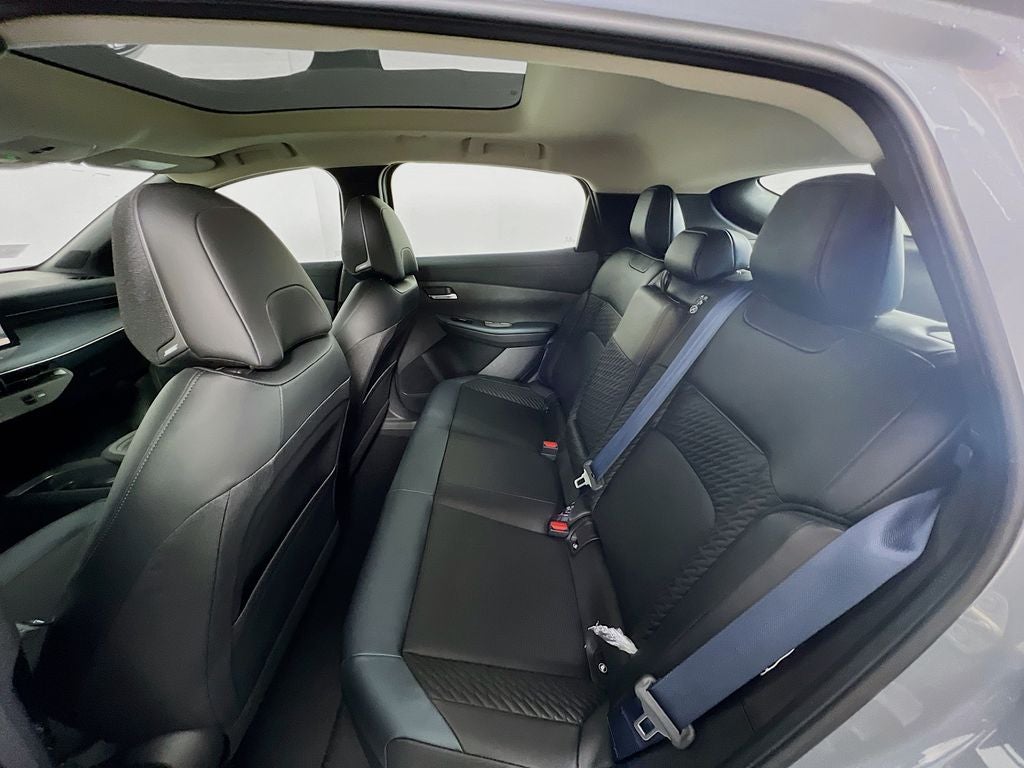 2026 Nissan Leaf PLATINUM+