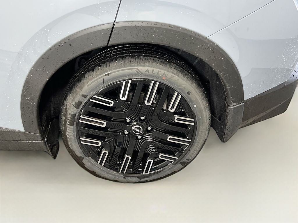 2026 Nissan Leaf PLATINUM+