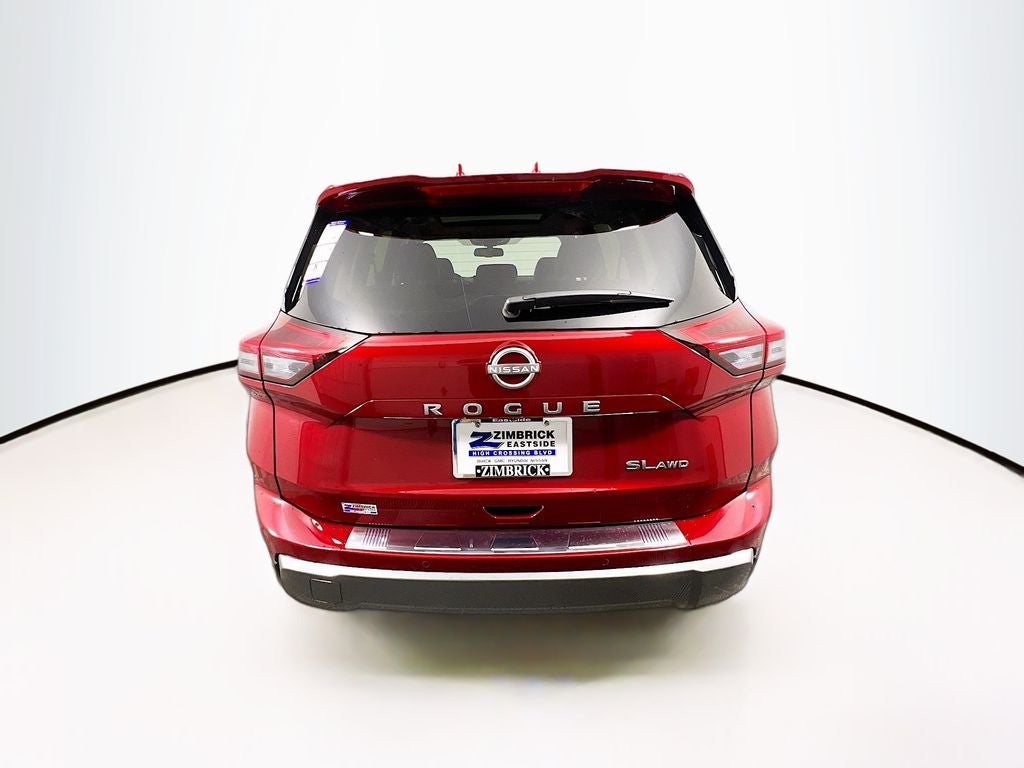 2025 Nissan Rogue SL