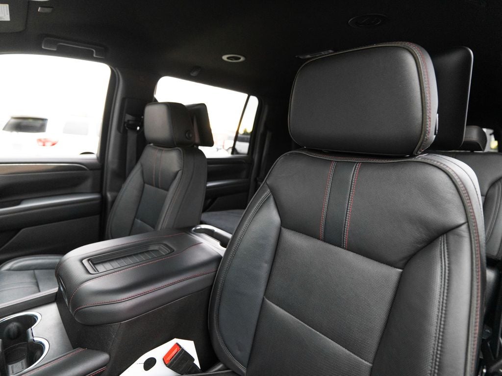 2021 Chevrolet Suburban RST