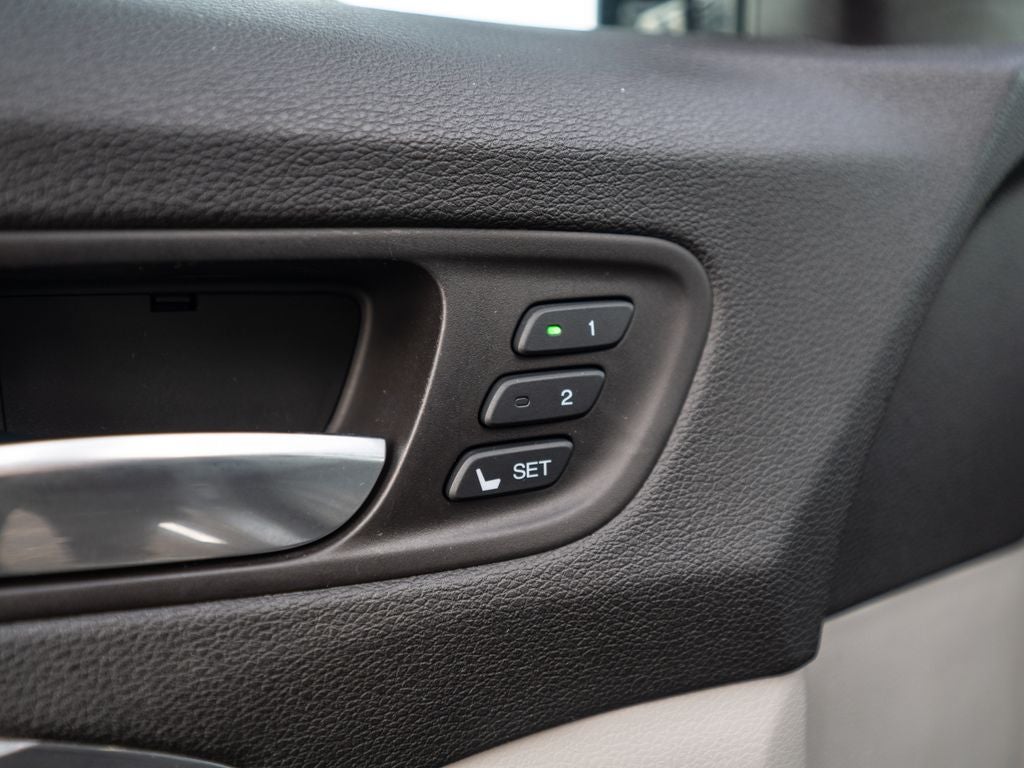 2017 Acura MDX 3.5L SH-AWD w/Technology Package