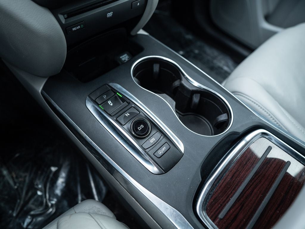 2016 Acura MDX 3.5L SH-AWD w/Advance & Entertainment Pkgs