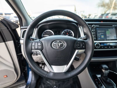 2016 Toyota Highlander Limited