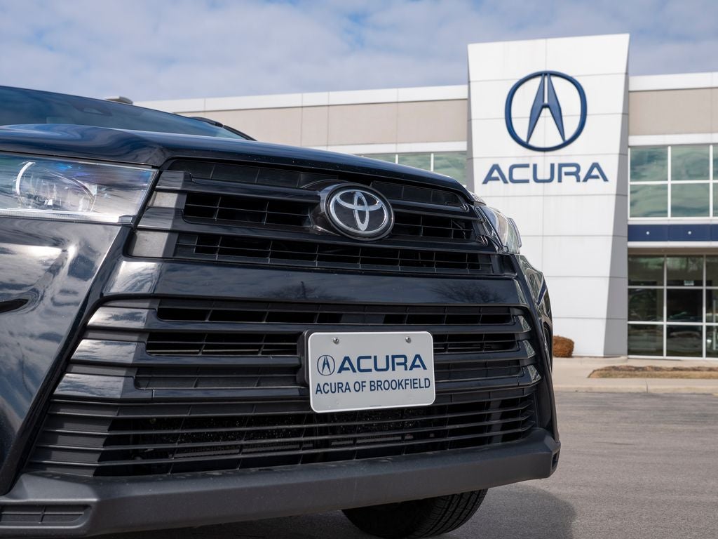 2017 Toyota Highlander SE