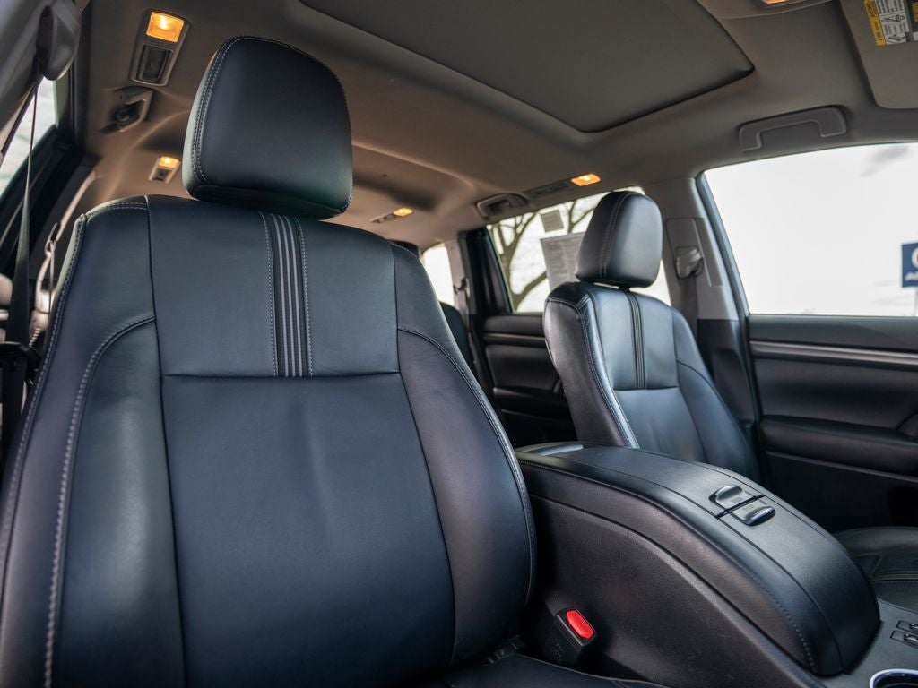 2017 Toyota Highlander SE