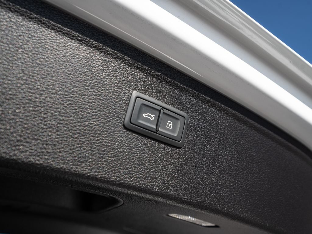 2020 Audi Q5 45 Premium Plus quattro