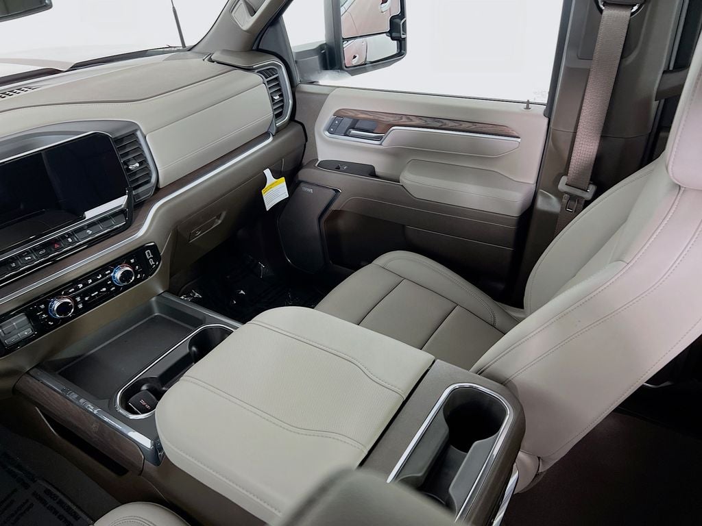 2026 GMC Sierra 3500HD SLT