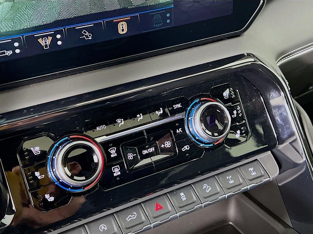 2025 GMC Sierra 1500 AT4X