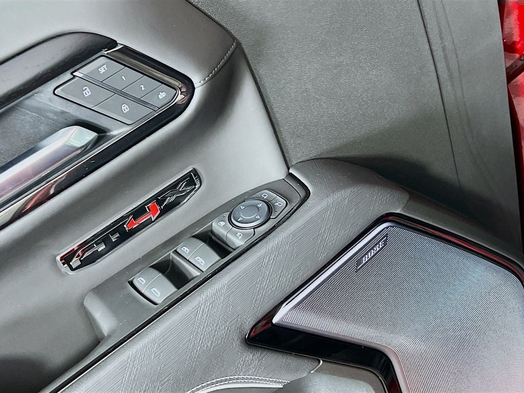 2025 GMC Sierra 1500 AT4X