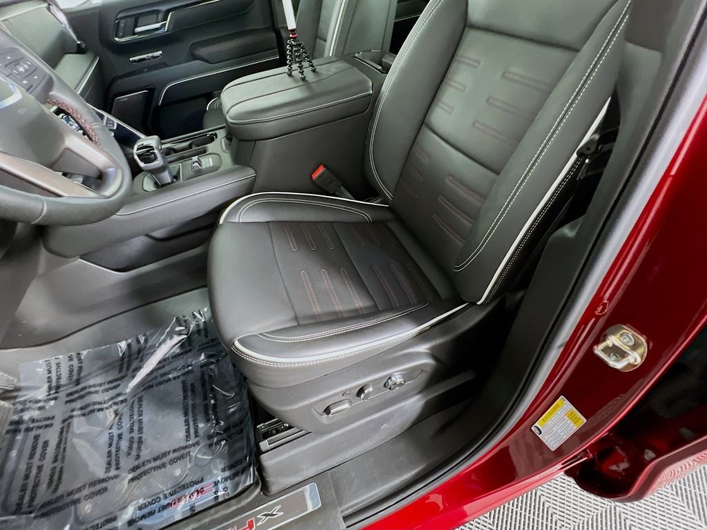 2025 GMC Sierra 1500 AT4X