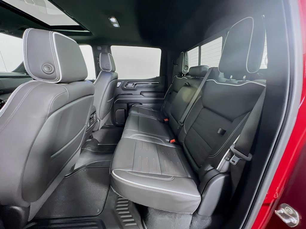 2025 GMC Sierra 1500 AT4X